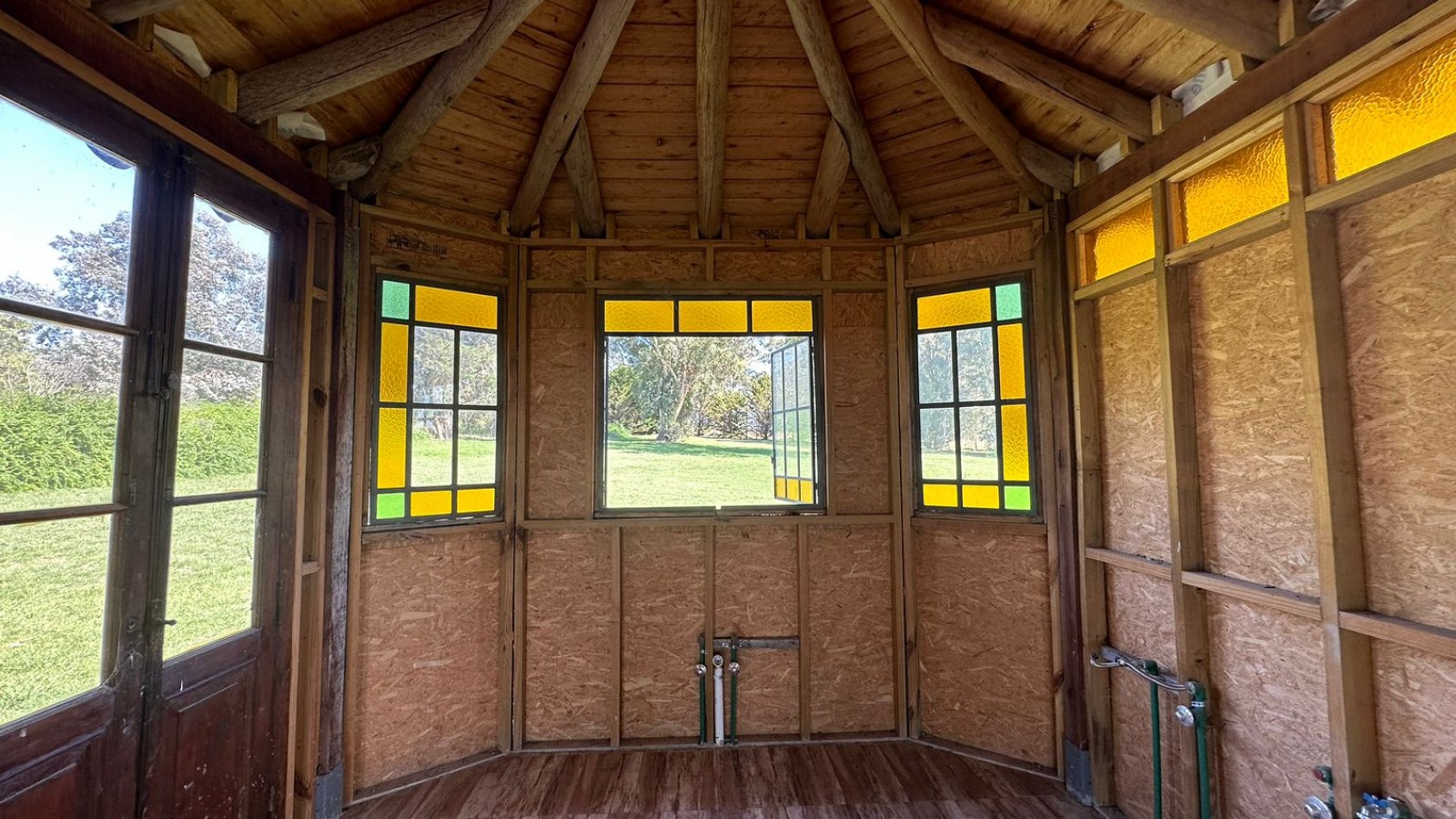 HERMOSA CABAÑA EN LAGUNA BRAVA