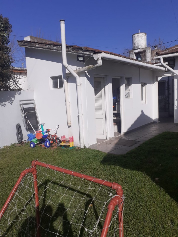 Casa centrica en Coronel Vidal