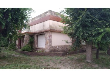 CASA EN MECHONGUE vende o permuta