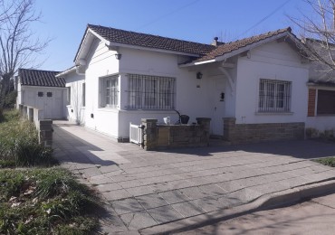 Casa centrica en Coronel Vidal